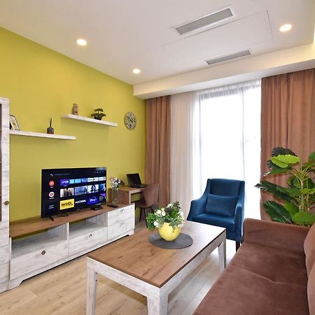 Home4You Apartments On Koghbatsi Yerevan Exterior photo
