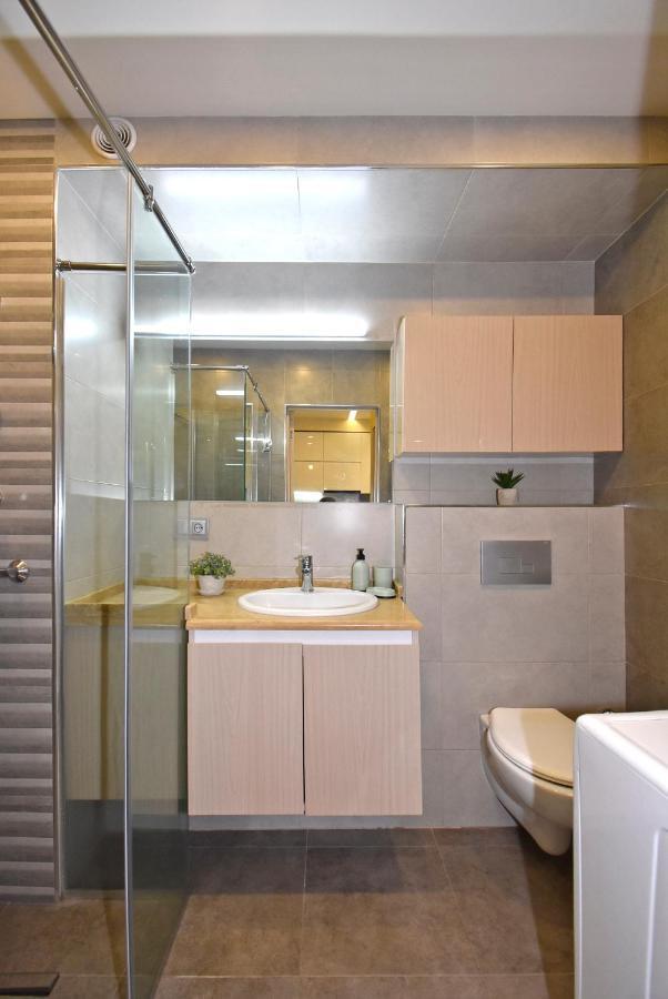 Home4You Apartments On Koghbatsi Yerevan Exterior photo